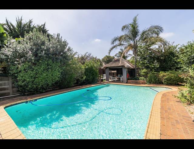 3 BEDROOM HOUSE FOR SALE IN BRACKENDOWNS